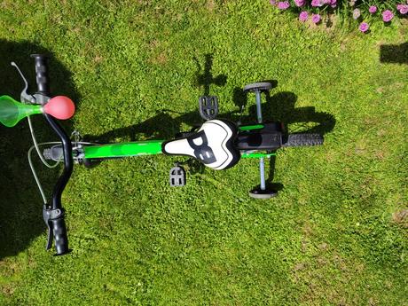 Detsky zeleny bicykel, 16