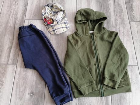 Tmavozelená mikinka - 104, 104