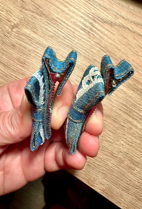 Rifľové sponky s čipkou,