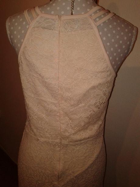 Celočipkové maruhuľové šaty amisu veľ. 38, amisu,38