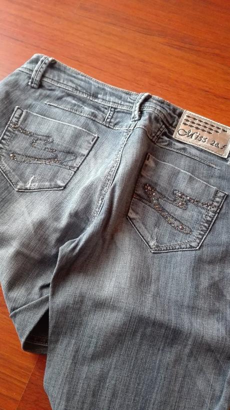 Vyšúchané damske rifle, 40