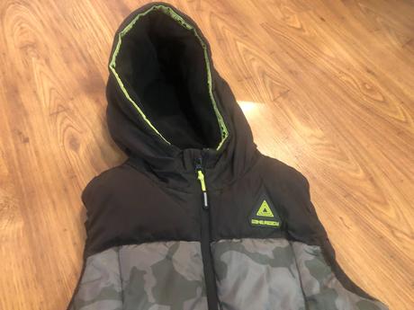 Zateplená vesta, f&f,152