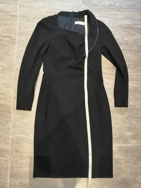 Elegantné čierne šaty singhmadan vs, pružné, s