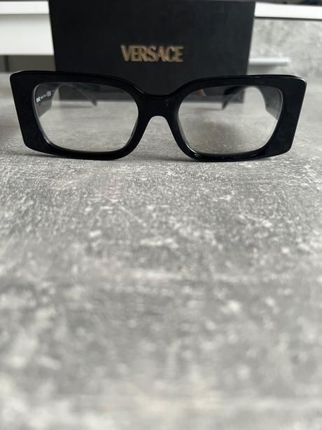 Dioptricke okuliare, versace