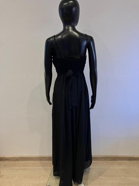 Dámske elegantné šaty s kamienkami, m