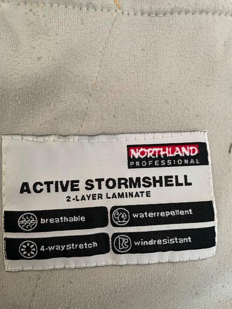 Softshelova bunda, 36