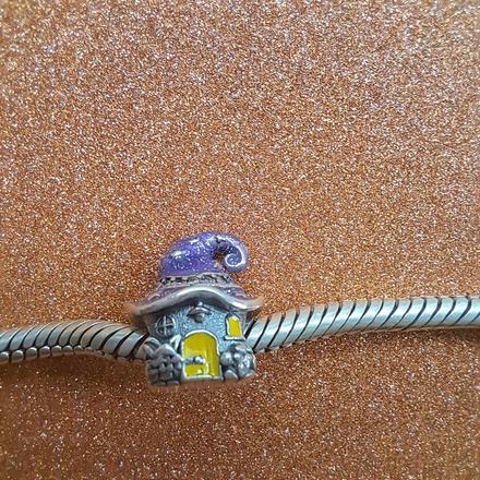 Prívesok kúzelný domček,