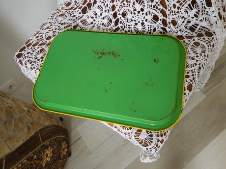 Retro plechová tácňa, 