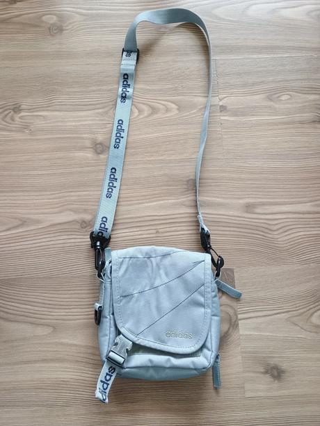 Kapsicka adidas unisex, adidas