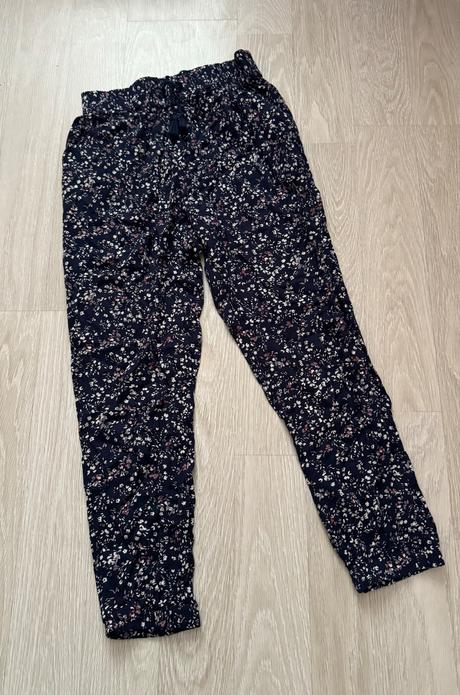 Dievčenské voľné nohvice, charles vögele,152