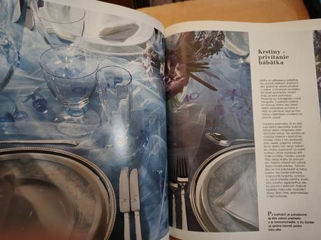 Prehliadka slávnostne prestretých stolov,