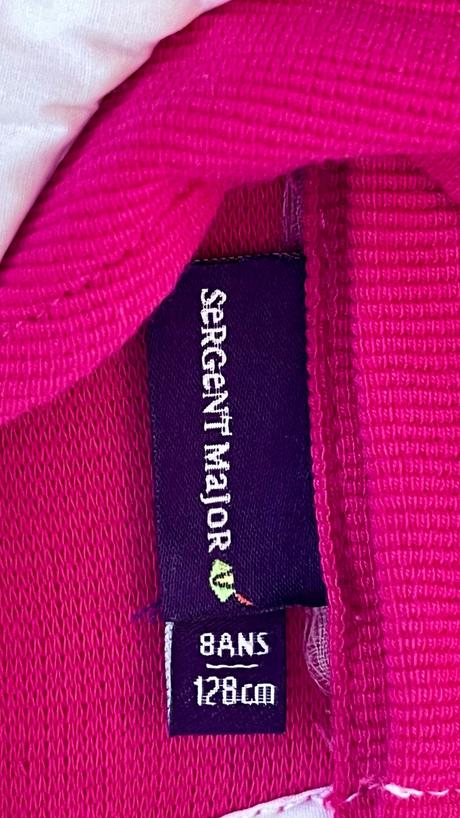 Prekrasne letne saticky, sergent major,128