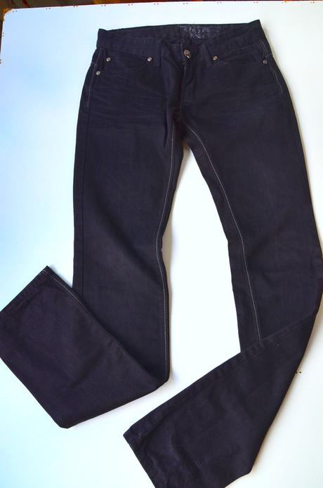 Čierne rifle phard, 26