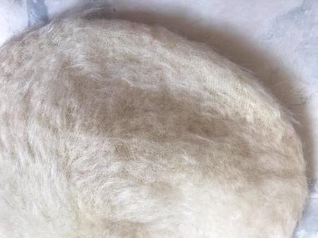 Teplá bareta s vlasom, l