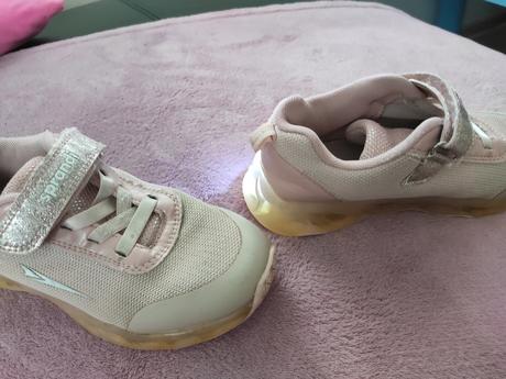 Blikajúce tenisky, sprandi,32