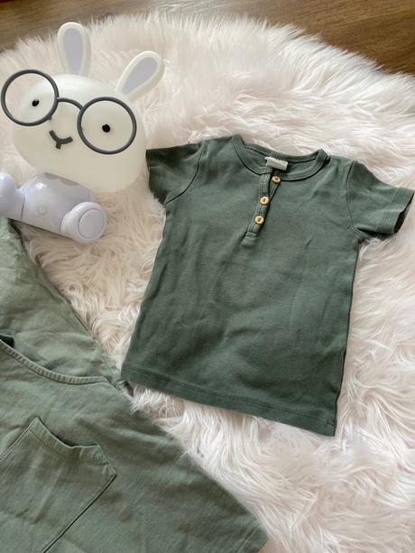 Šortky na traky h&m+2 trička h&m, 74