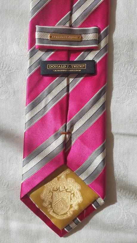 Kravata z kolekcie donalda trumpa,