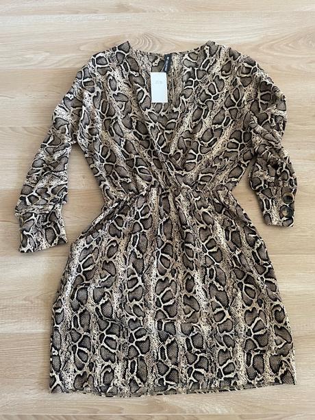 Predám šaty s hadím vzorom, l