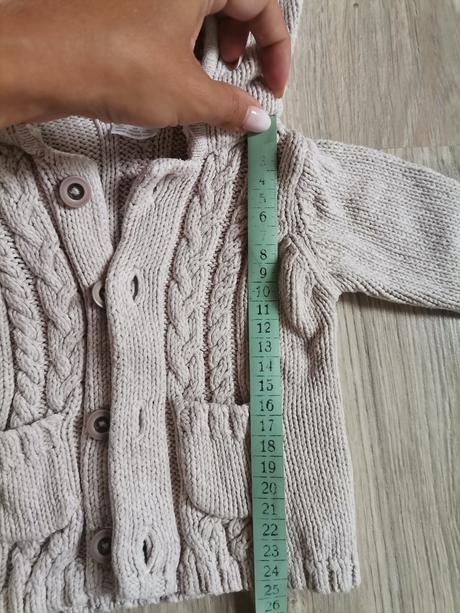 Béžový teply svetrík, f&f,50