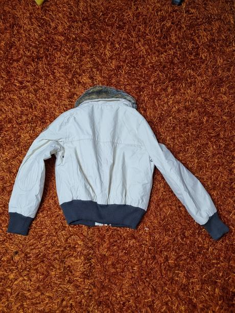 Dámska bunda na zimu, 40