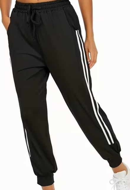 Čierne damske teplaky nove nenosene, m