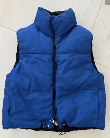 Krásna obojstranná vesta, bershka,m