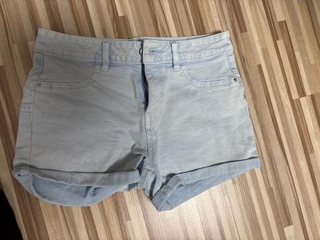 Kraťasy xs/s, pull&bear,s