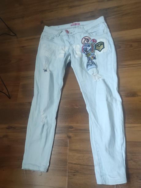 Rifle s aplikaciou, m