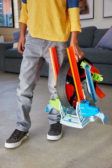 Dráha hot wheals kto z koho, 