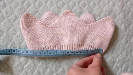 Papuckove čižmičky, korunkova celenka a rukavicky, lupilu,22