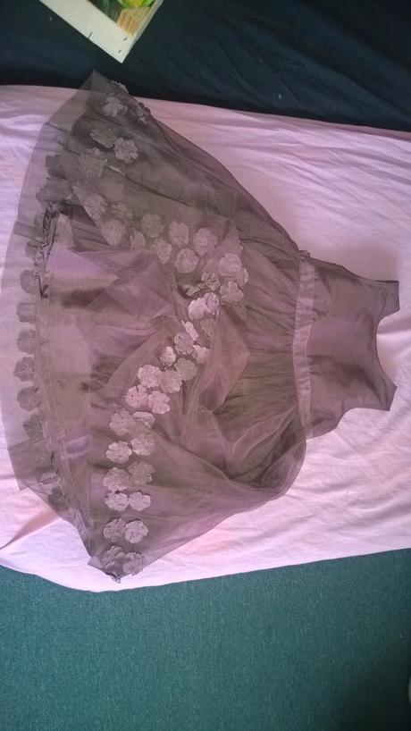 Princezničkovské šaty, next,110