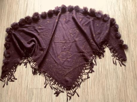 Krásna tepla šatka,