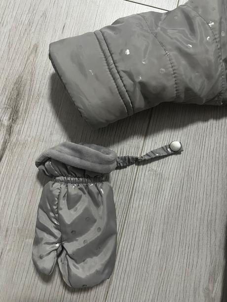 Moderna zimná vetrovka s odopinatelnymi rukavickam, coccodrillo,86