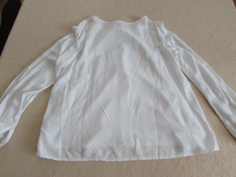 Tenučká blúzka, 38