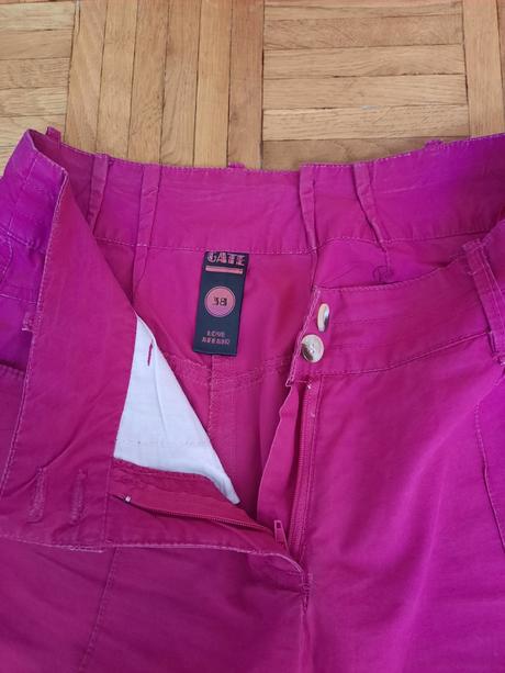 Dámske šortky/trojštvrťáky, gate,38