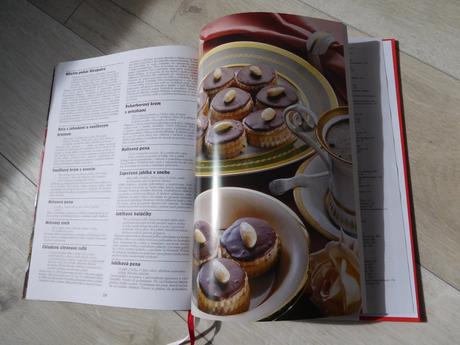 2000 najlepších receptov z našej i zahraničnej, 