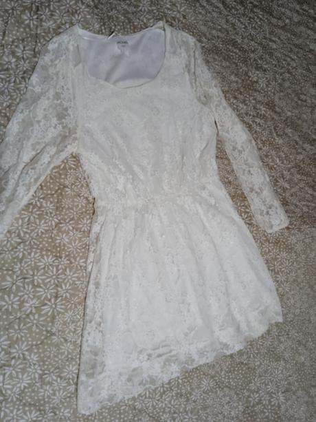 Čipkované šaty, m