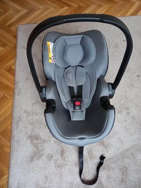 Autosedačka - vajíčko, britax