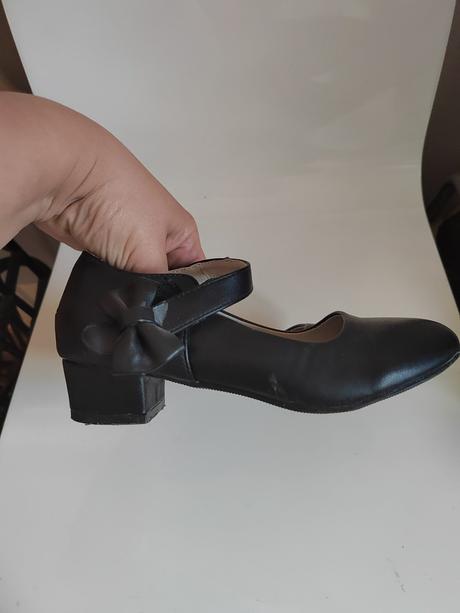 Topánky na podpätku, 35