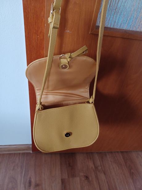 Crossbody kabelka, 