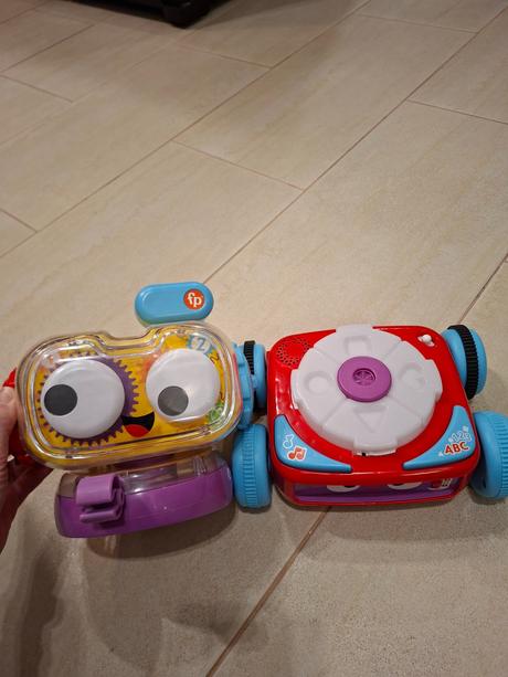 Fisher price robot pohybujúci sa, 