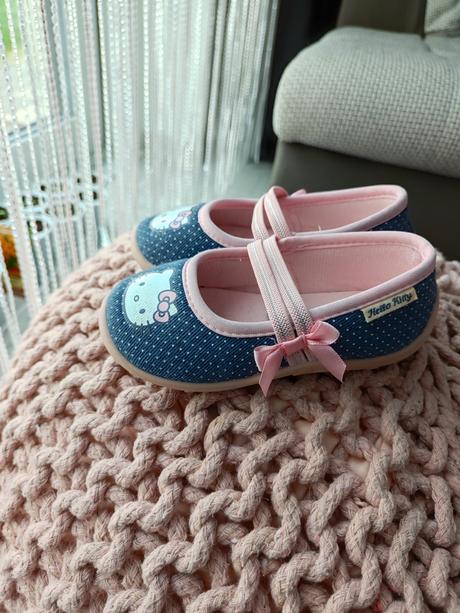 Balerínky prezuvky papuče hello kitty, 25