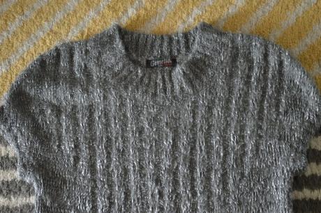Trblietavý pulóver l/xl, l