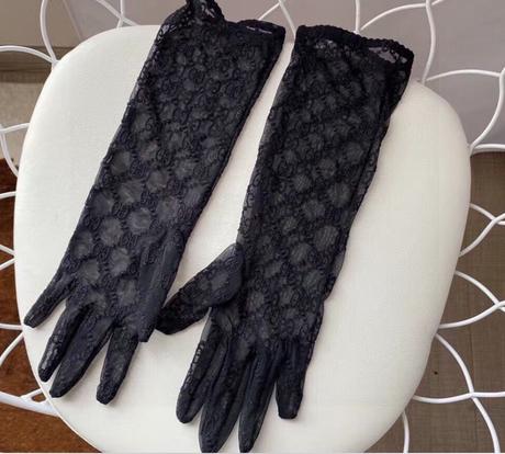 Gucci večerné rukavice na ples, m