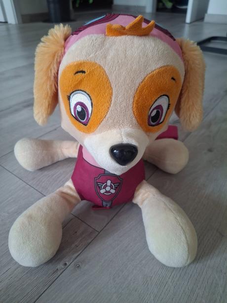 Velka plysova skye - ruksak,