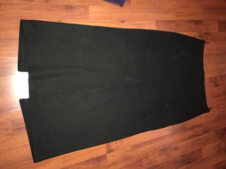 Dámsky balík - tričko, sukňa, náušnice, m