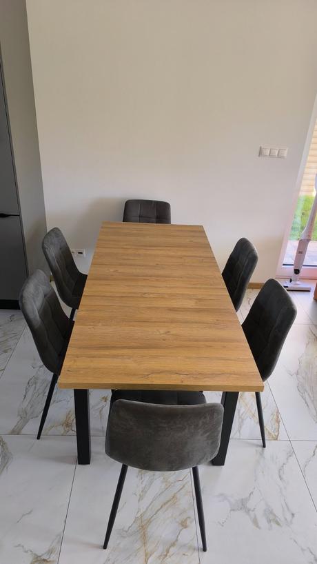Jedálenský rozkladací stôl 180x80,