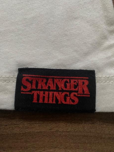 Stranger things tricko, zara,140
