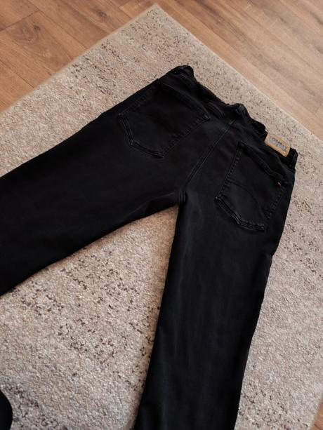 Rifle čierne, tommy hilfiger,176