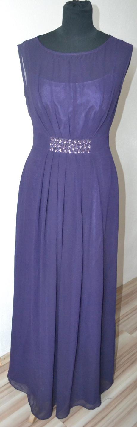 Spoločenské šaty, 38